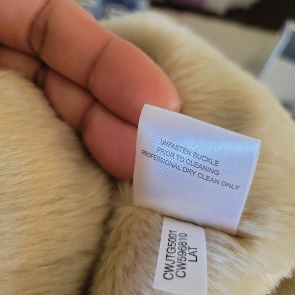 Calvin Klein Faux Shearling/Suede Coat. - Picture 8 of 10